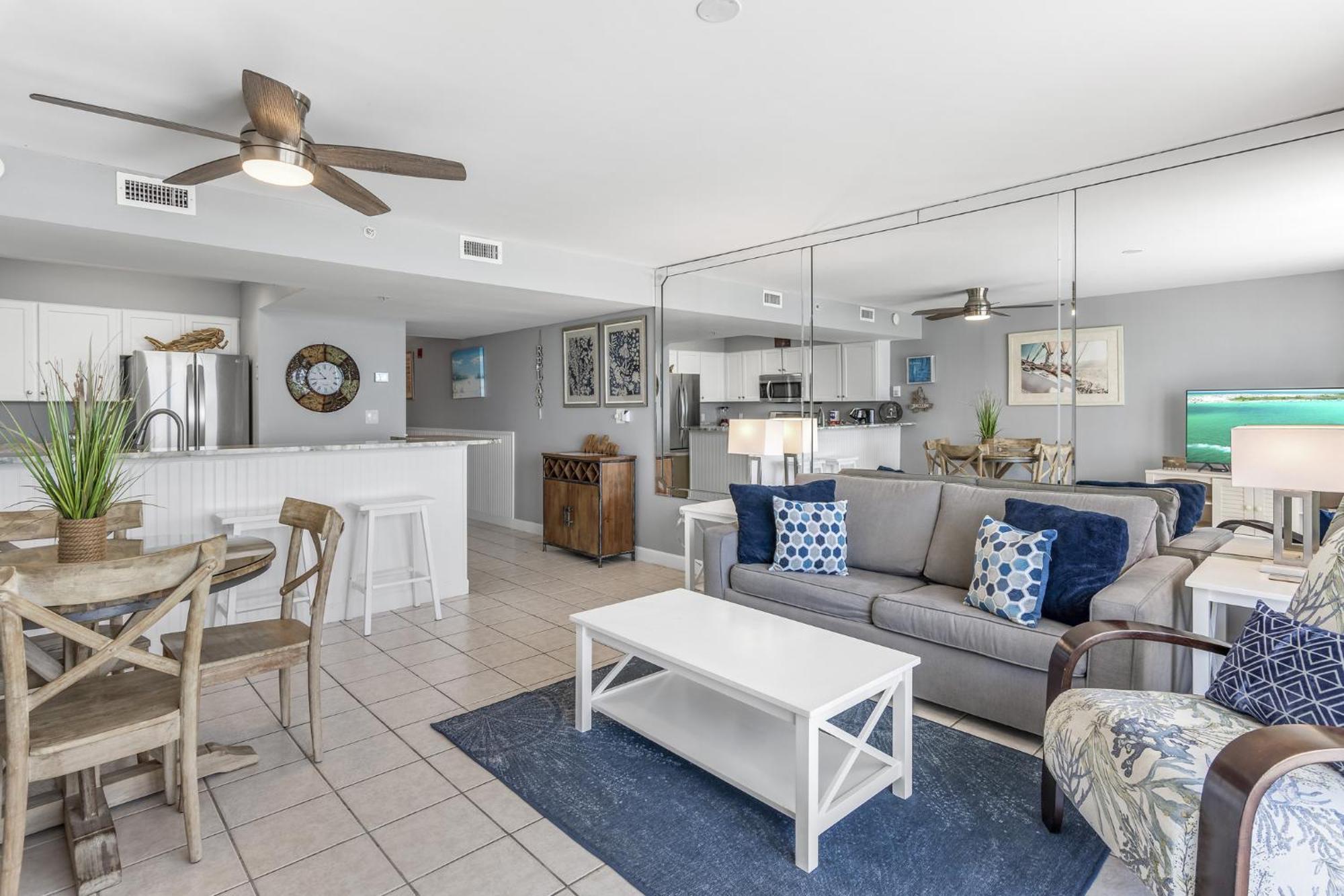 Pelican Beach Resort By Tufan Destin Exterior photo