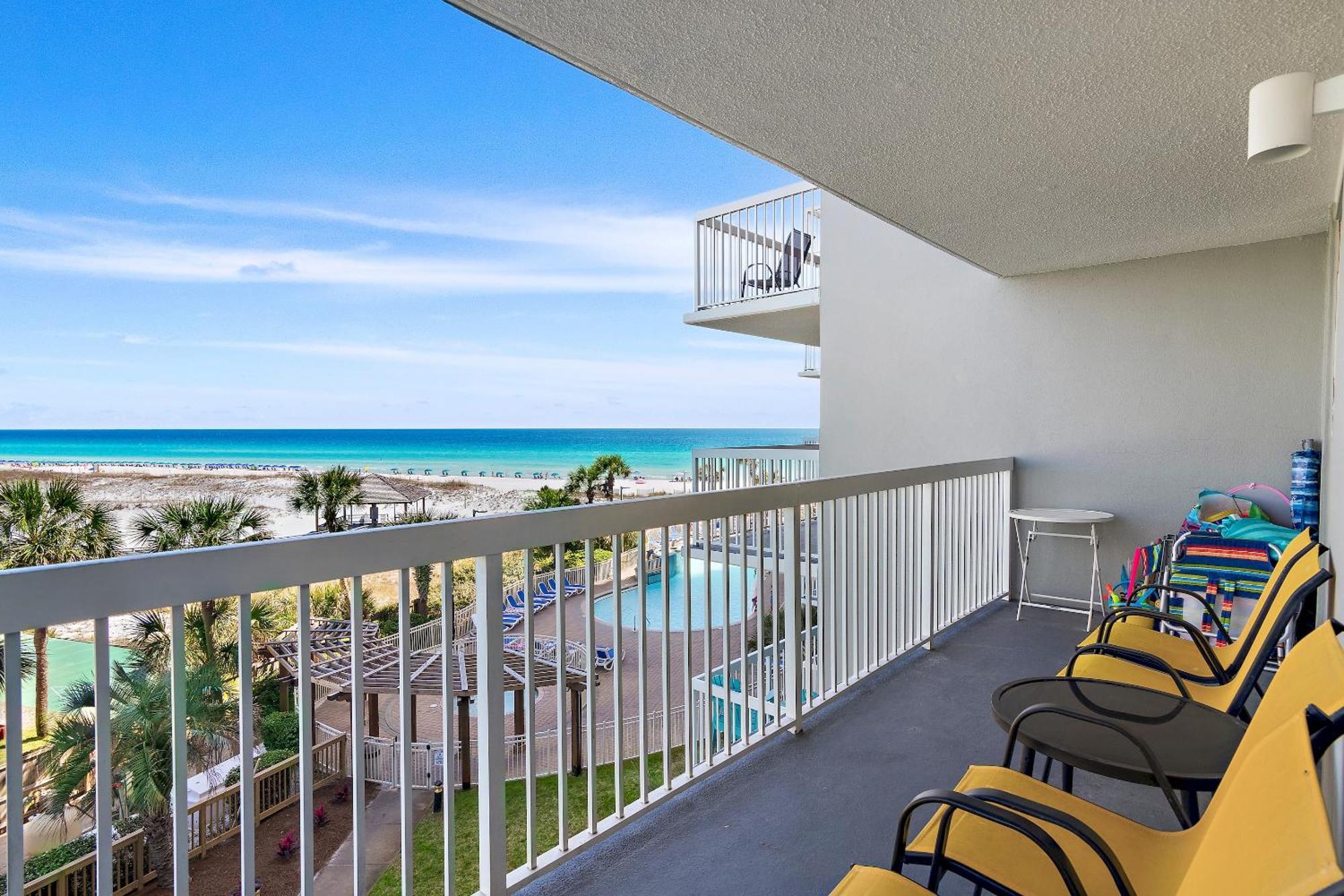 Pelican Beach Resort By Tufan Destin Room photo